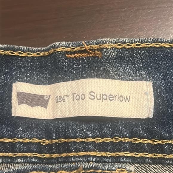 Levi’s 524 Too Superlow Distressd Flare Medium Wash Jeans Size 28 - Picture 4 of 15